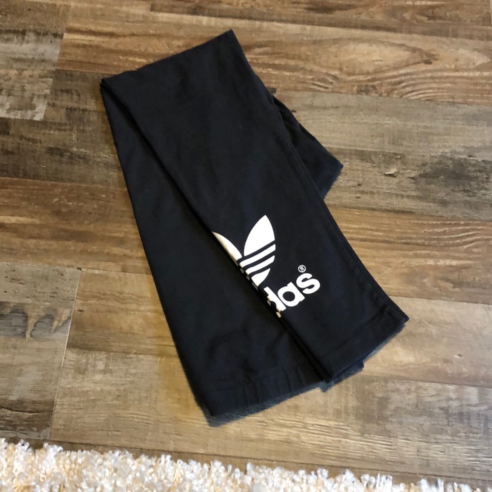 Adidas leggings